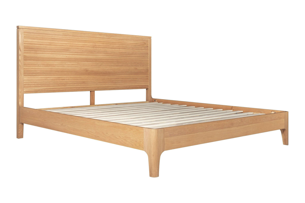 Eastern King Seattle - Modern Natural Oak Bedroom Set