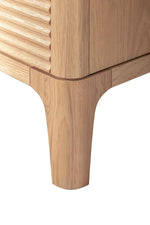 Queen Seattle - Modern Natural Oak Bedroom Set