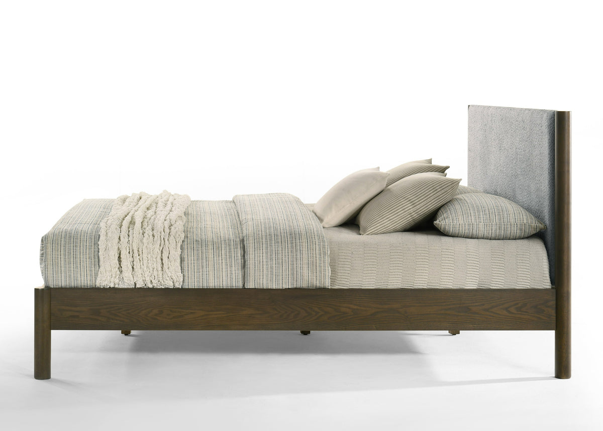 Carolina - Modern Grey Fabric + Wenge Bed by VIG Furniture - View 2