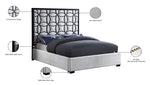 Taj - Bed