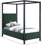 Kelly - Bed