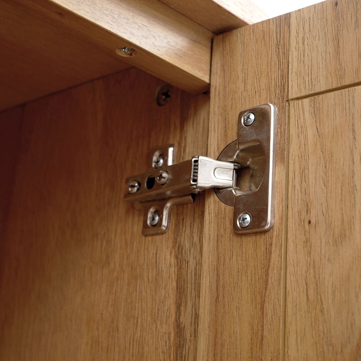 Lola - Cabinet - Natural Oak