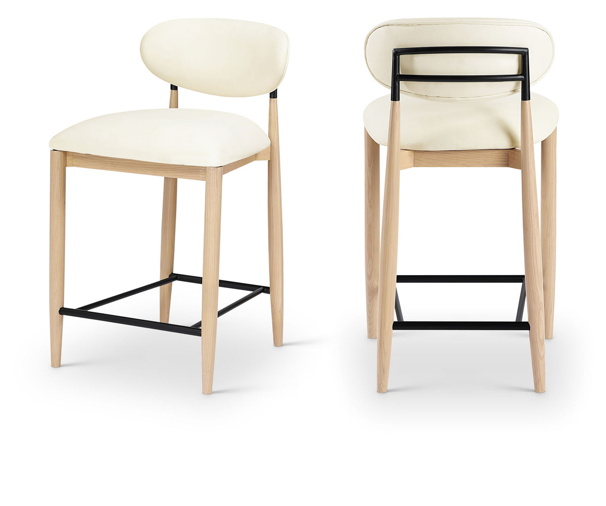 Riccio - Stool - Natural And Black Frame