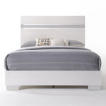 Naima II - Bed