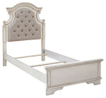 Realyn - Panel Bed
