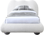 Hyde - Bed