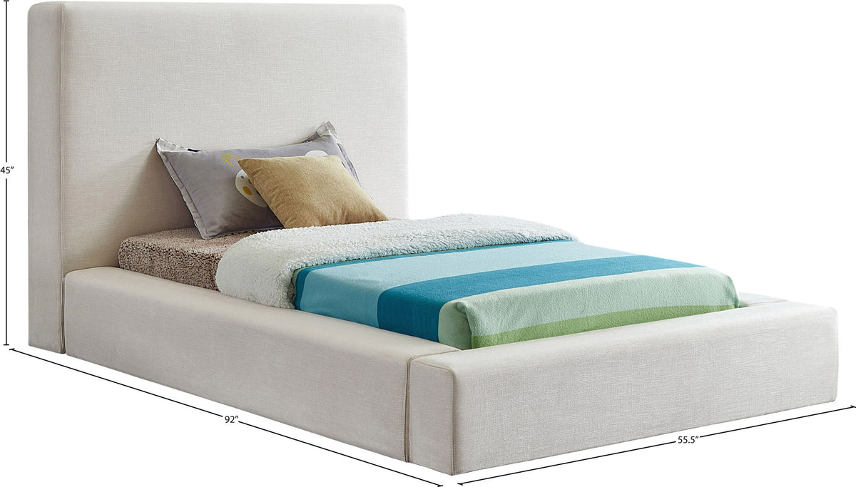 Devin - Bed