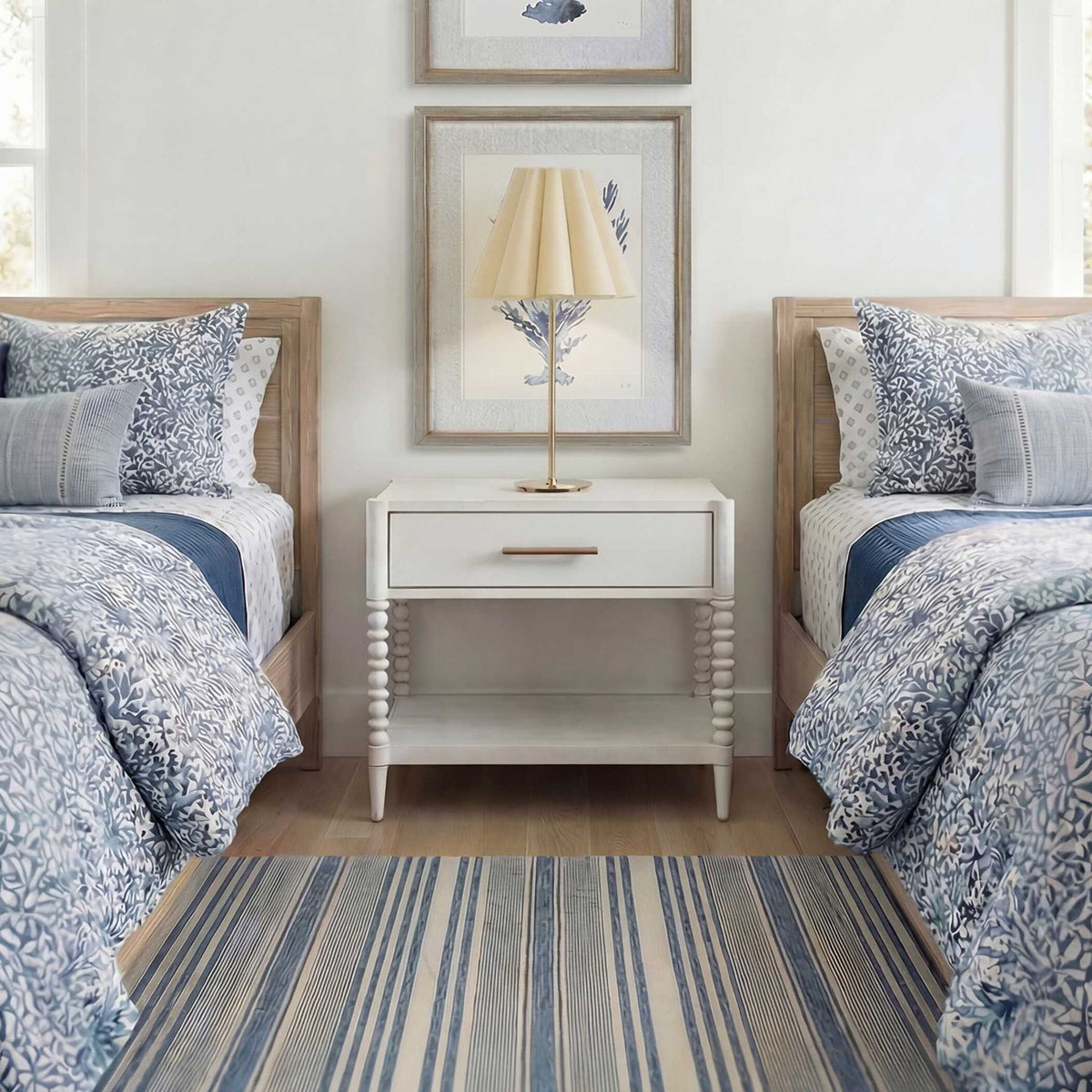 Bales - Side Table - Off-White