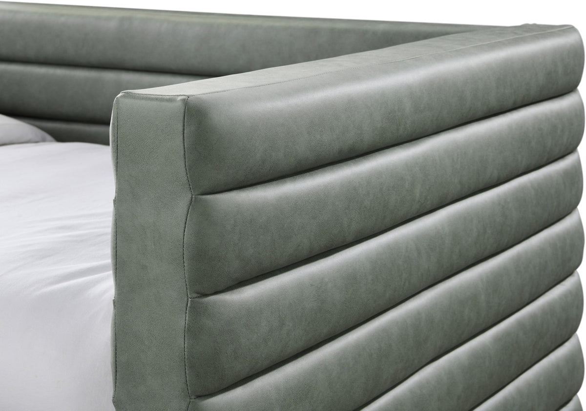 Beverly - Twin Daybed