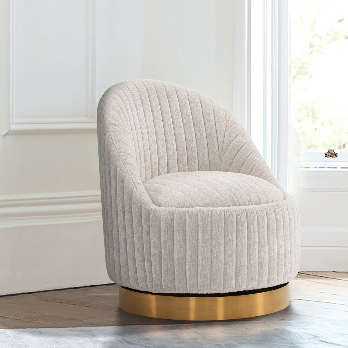 Manhattan Leela - Swivel Lounge Chair