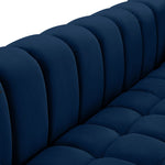 Gwen - Loveseat