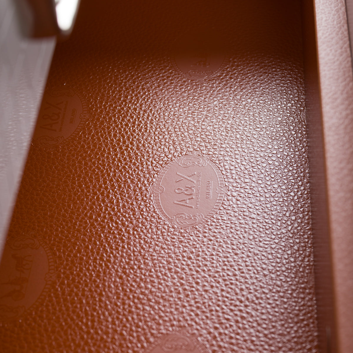 Victoria - Modern White Crocodile Dresser by VIG Furniture - View 8