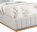 Lucia - Bed