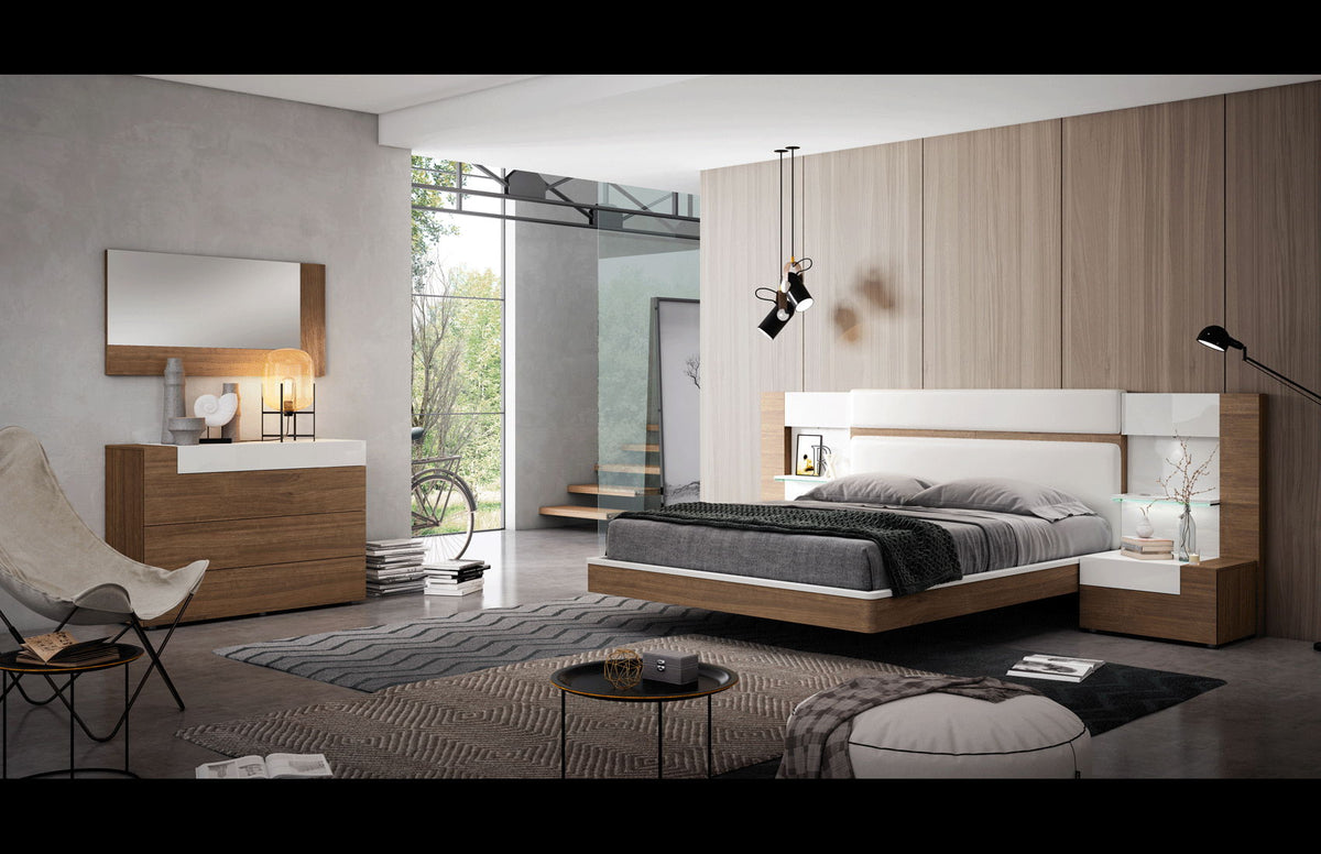 Mar - Bed