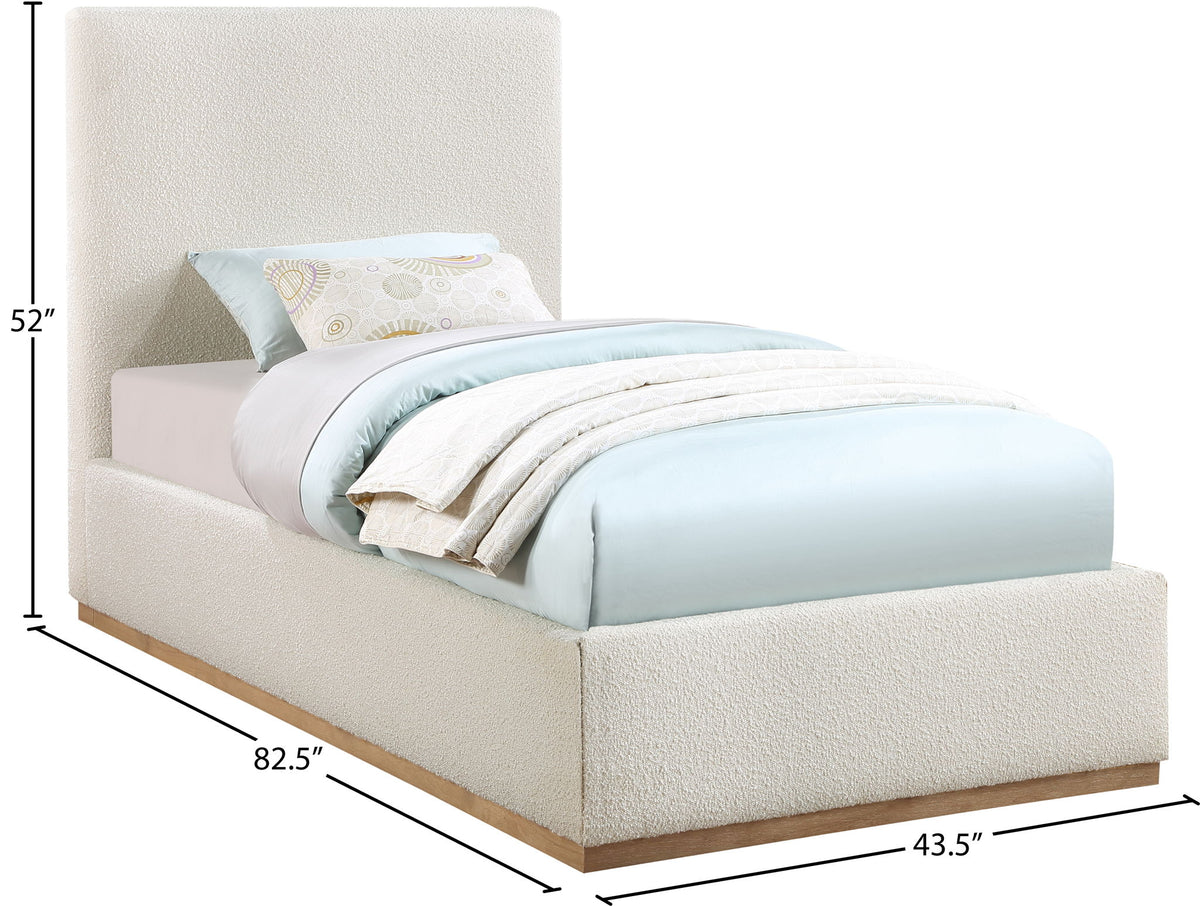 Monaco - Bed