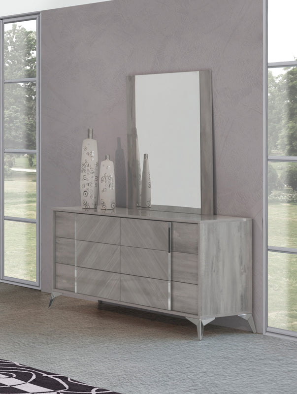 Alexa Italian Modern Grey Dresser by VIG Furniture - View 2