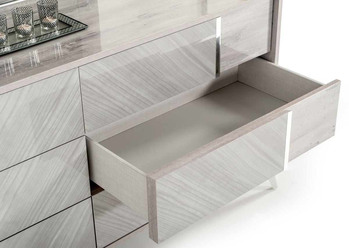 Queen Alexa Italian Modern Grey Bedroom Set