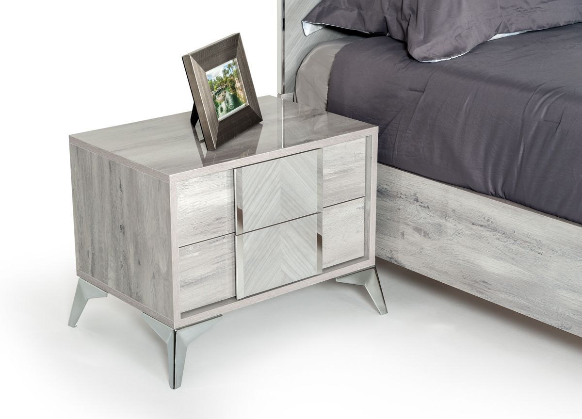 Eastern King Alexa Italian Modern Grey Bedroom Set