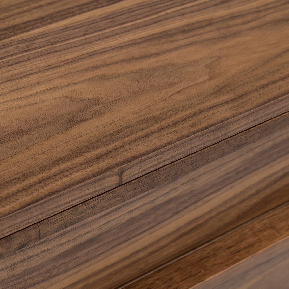 Amberlie - Modern Walnut Dresser by VIG Furniture - View 8