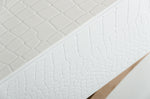 Aversa Modern White Crocodile Console Table & Mirror by VIG Furniture - View 2