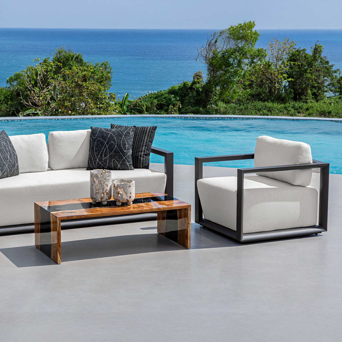 Remsen - Outdoor Lounge Chair - Black / Oyster