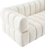 Gwen - Loveseat
