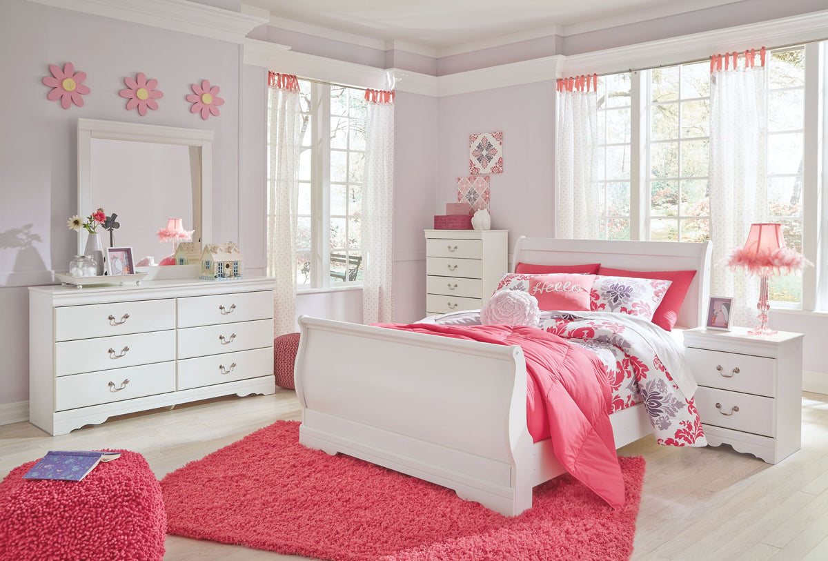 Anarasia - Sleigh Bed