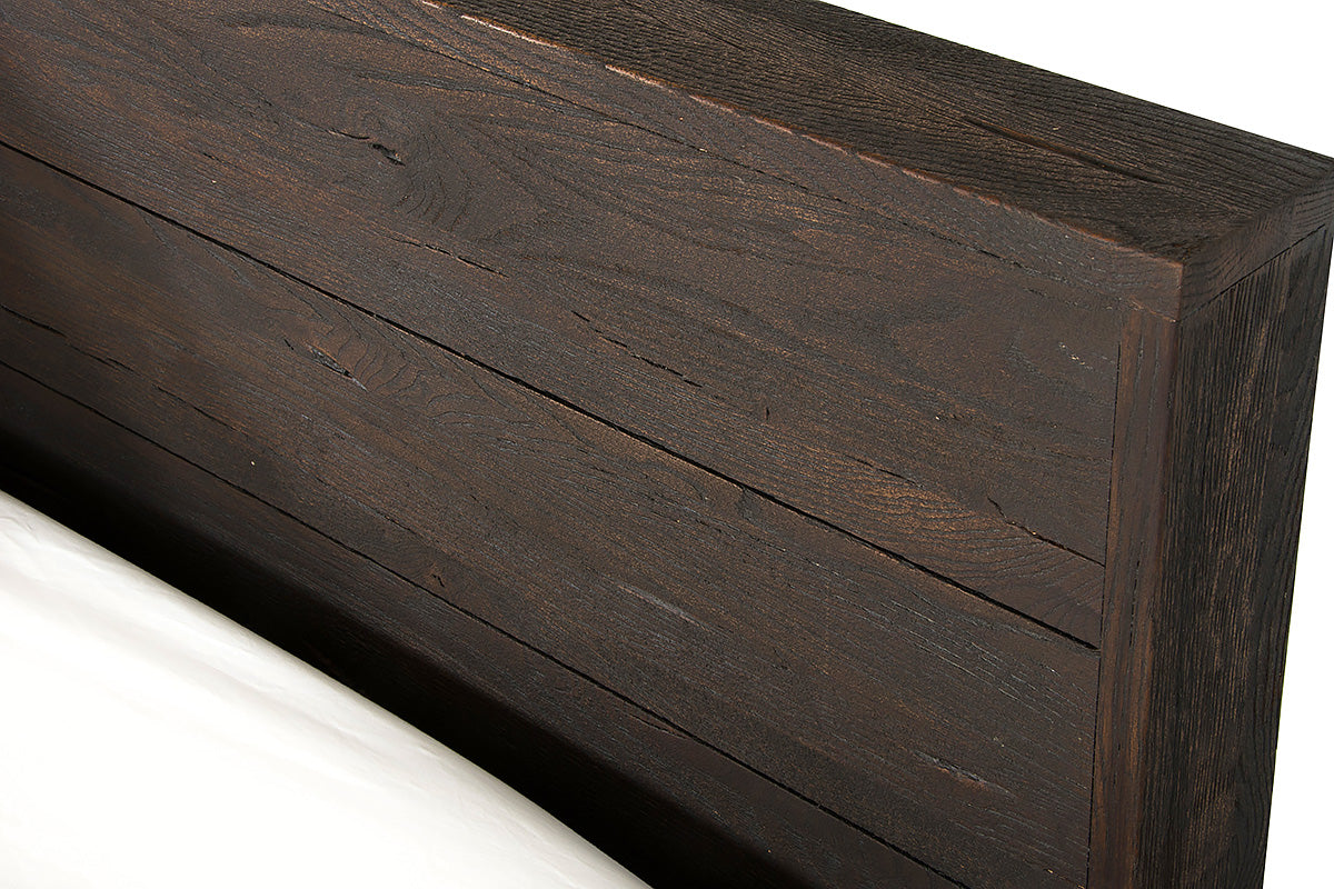Selma Modern Dark Aged Oak Queen Bed by VIG Furniture - View 3