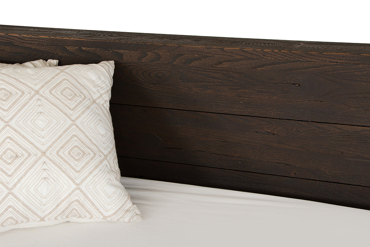 Selma Modern Dark Aged Oak Eastern King Bed by VIG Furniture - View 4