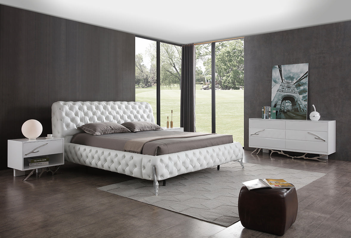 Queen Legend Modern White Bonded Leather Bed by VIG Furniture - View 6