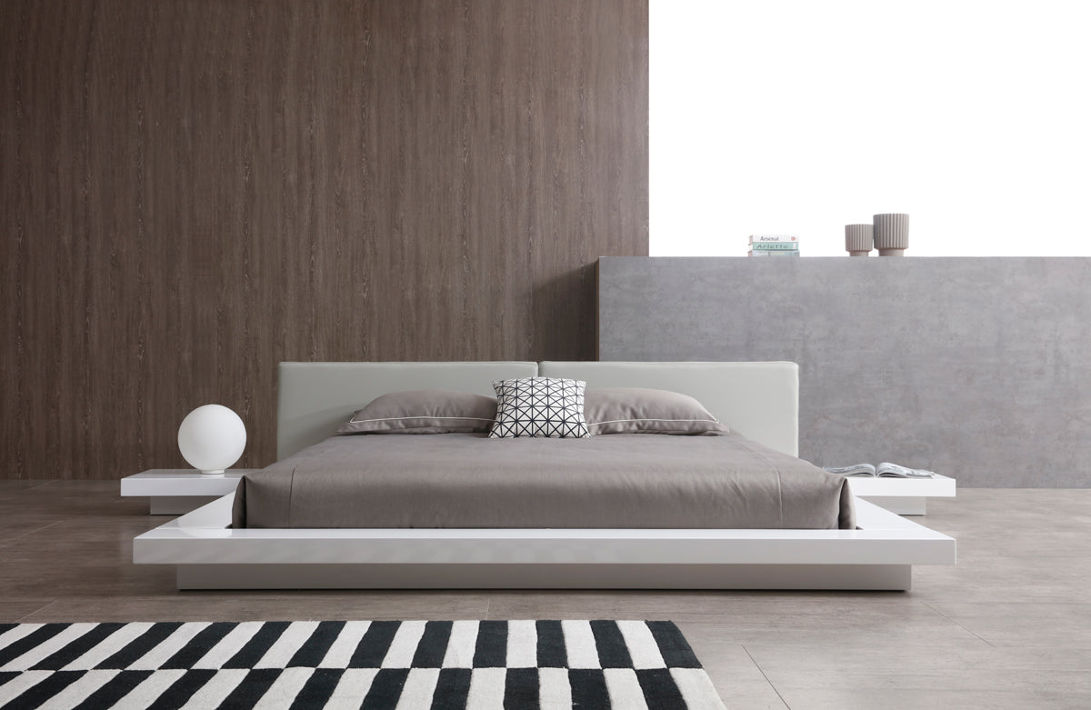 Queen Opal Modern White & Grey Platform Bed by VIG Furniture - View 1