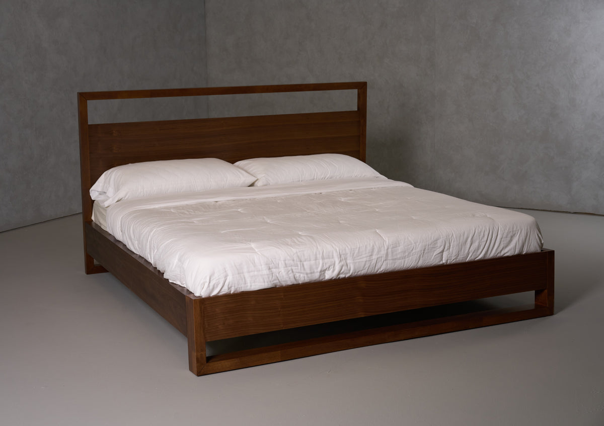 Berlin - Modern Walnut Bed by VIG Furniture - View 2