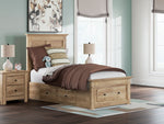 Makidern - Panel Storage Bed
