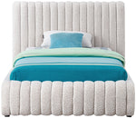 Nash - Bed