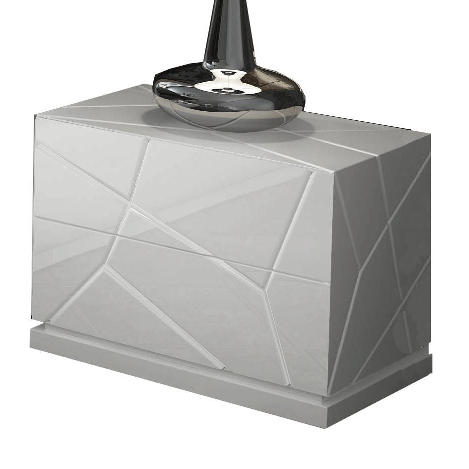 Kiu - Nightstand