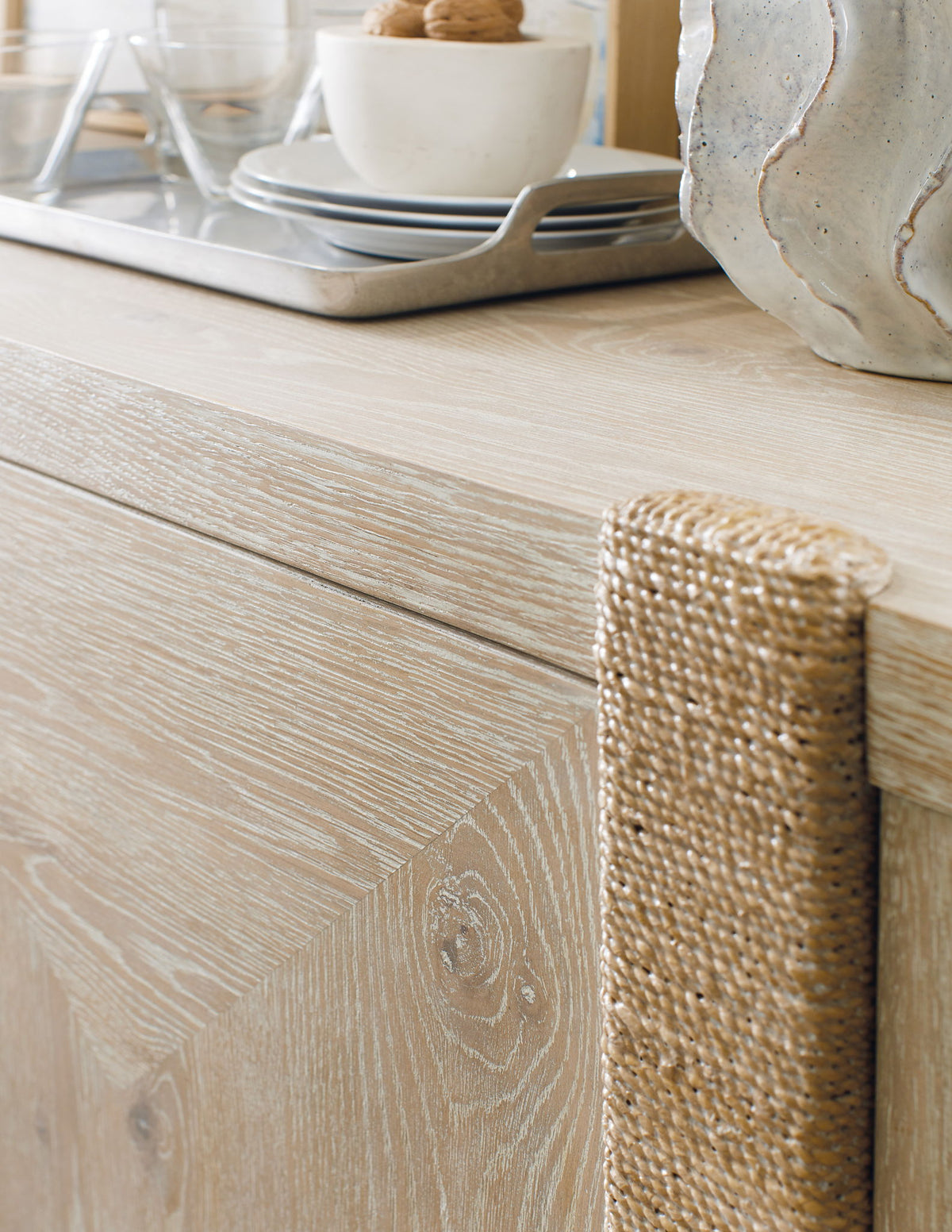 Commerce And Market - Seaside Buffet - Beige