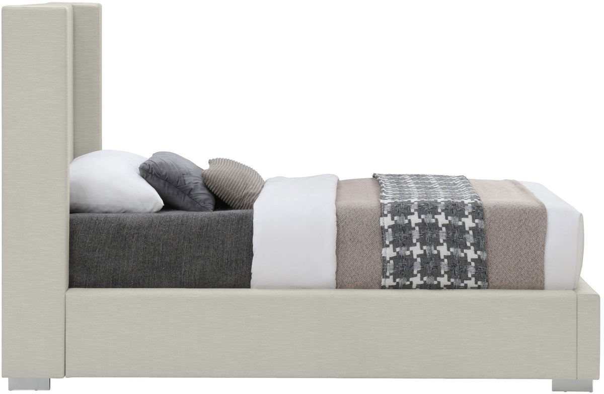 Royce - Bed