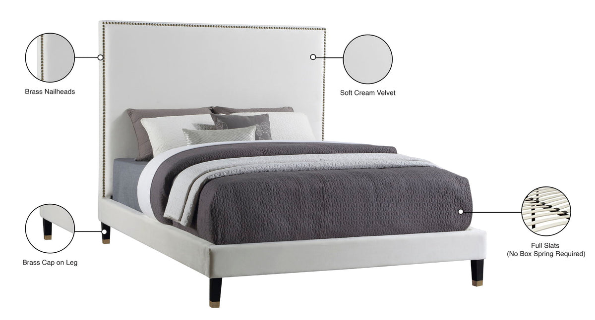 Harlie - Bed