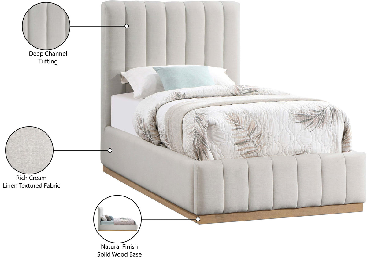 Lucia - Bed