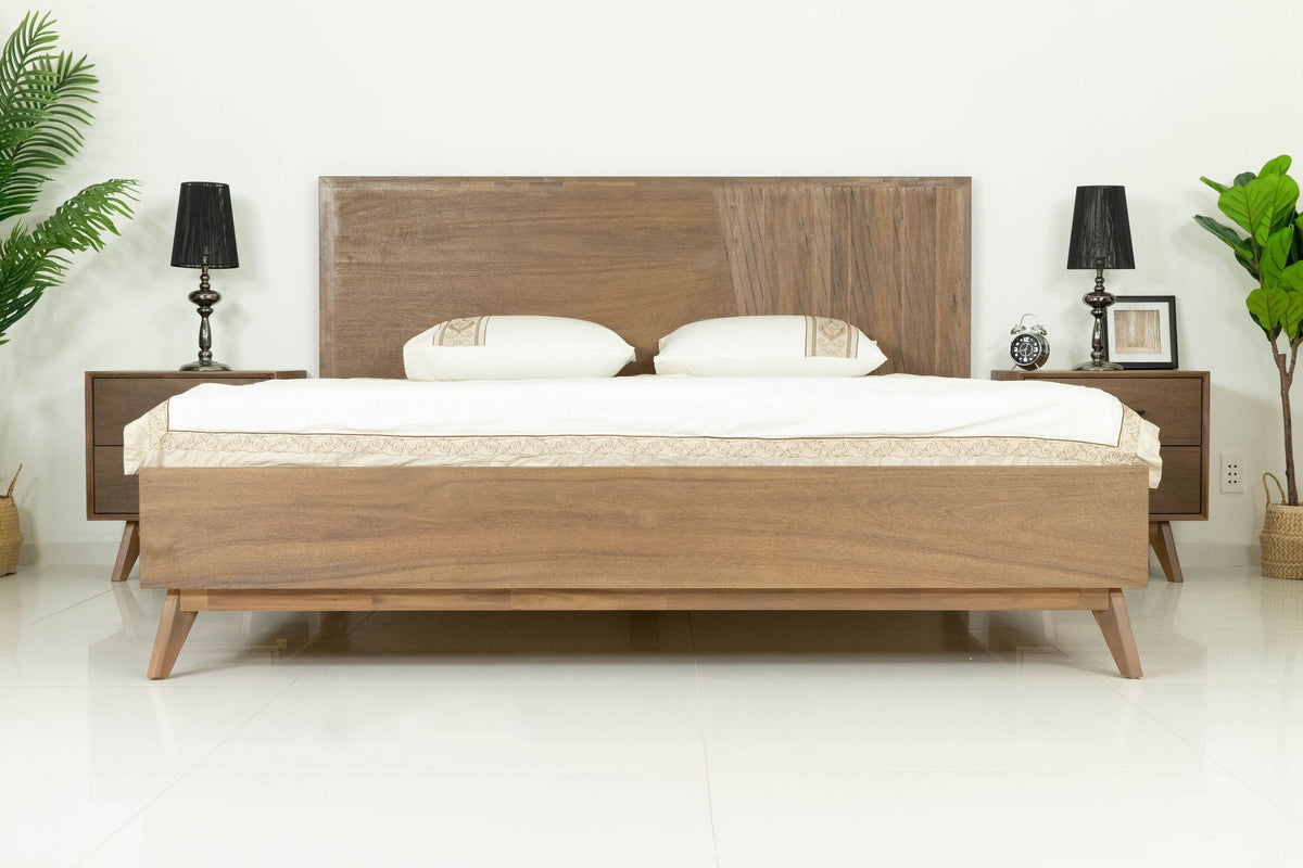 Claire - Contemporary Walnut Bed by VIG Furniture - View 1
