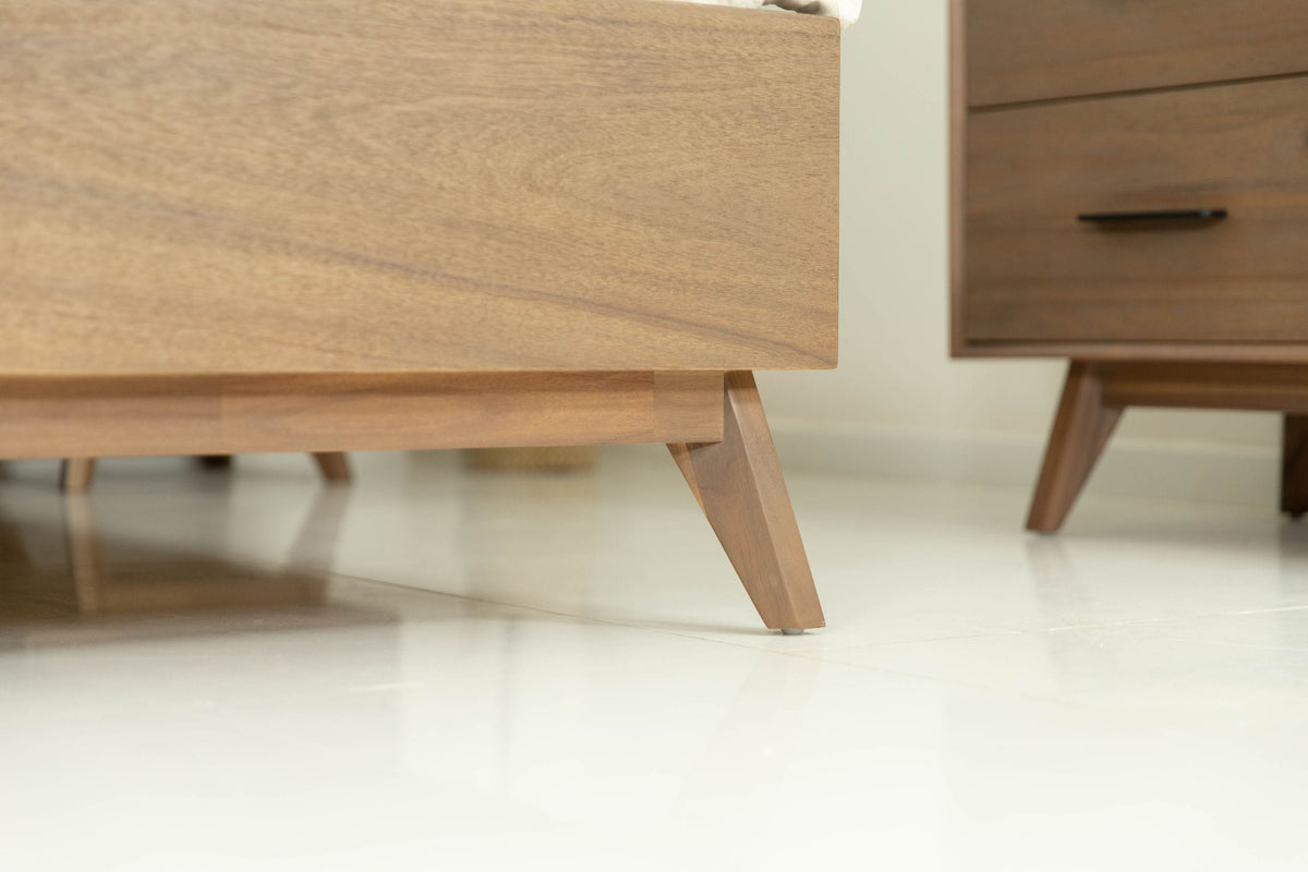Claire - Contemporary Walnut Bed by VIG Furniture - View 3
