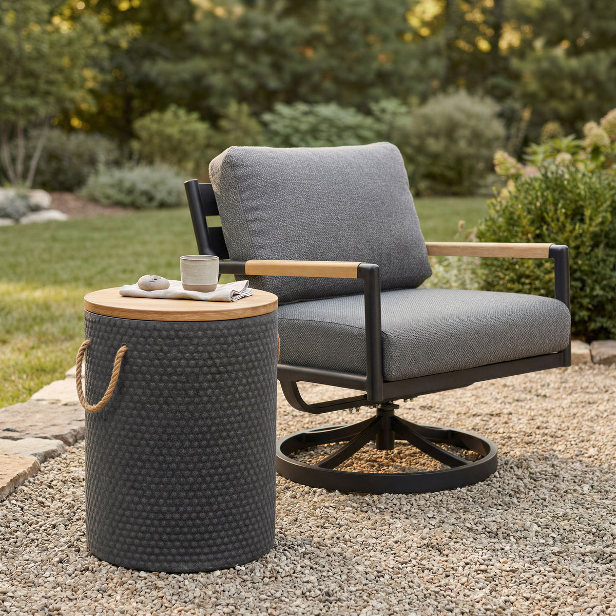 Beban - Outdoor Side Table - Natural / Black
