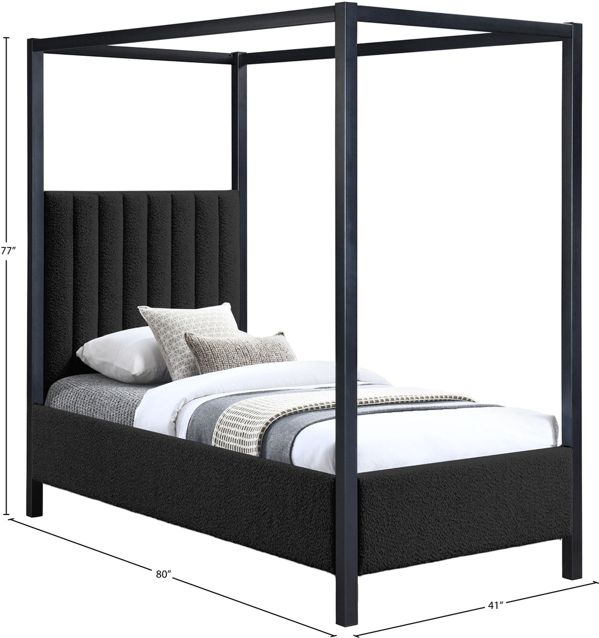 Kelly - Bed