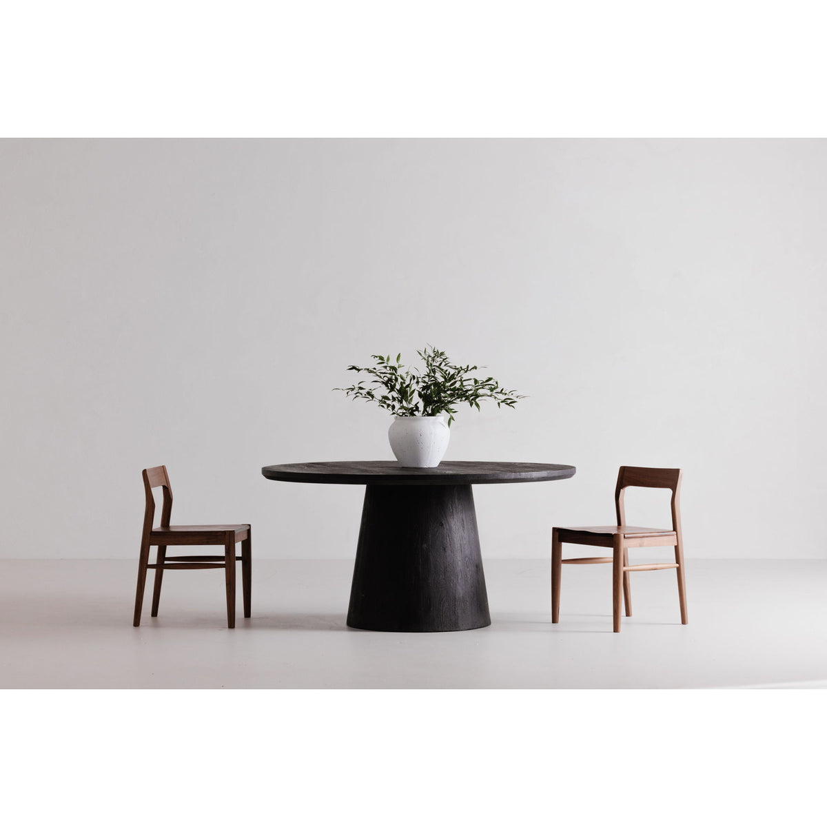 Owing - Dining Chair Chair (Set of 2) - Walnut Brown