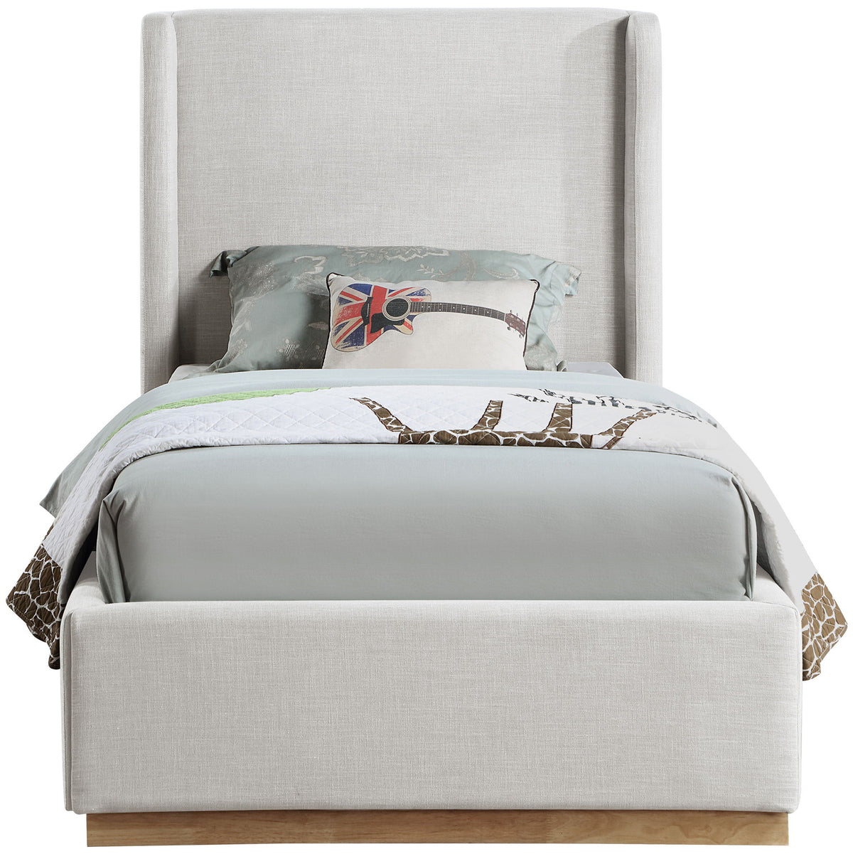 Flynn - Bed