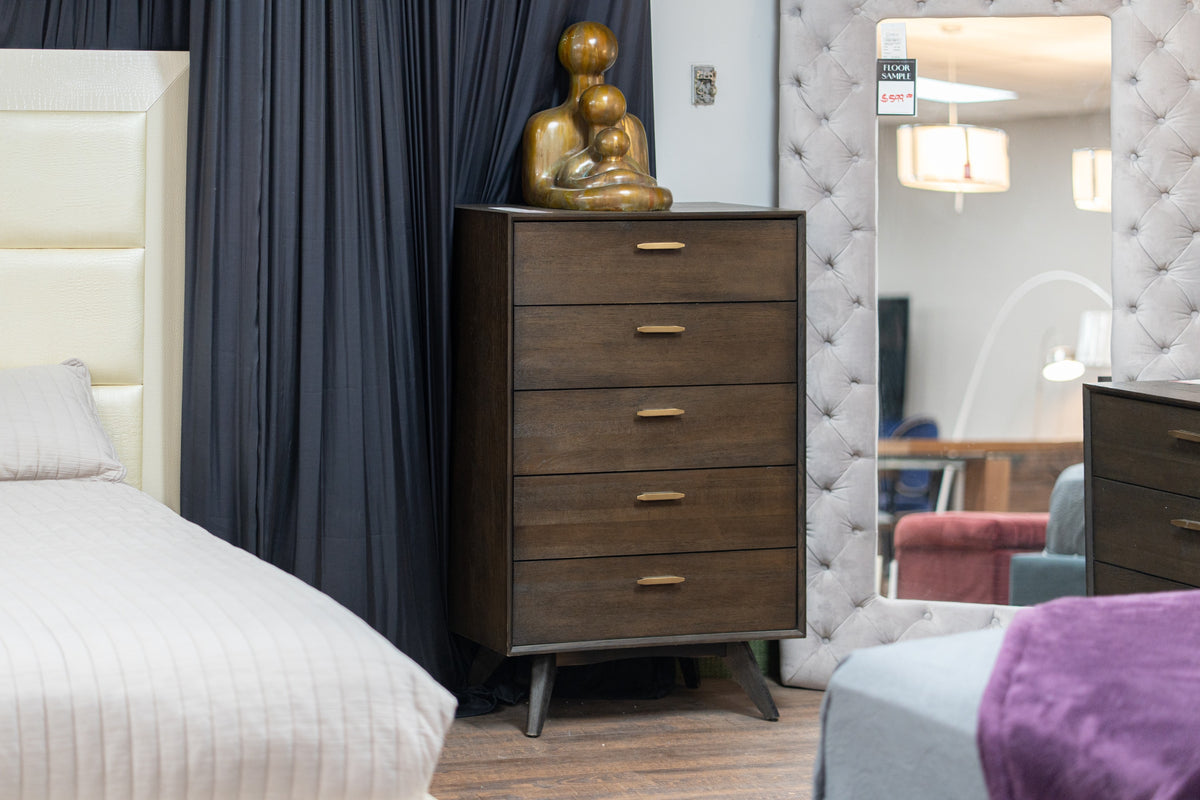 Novak Modern Dark Oak Chest by VIG Furniture - View 13
