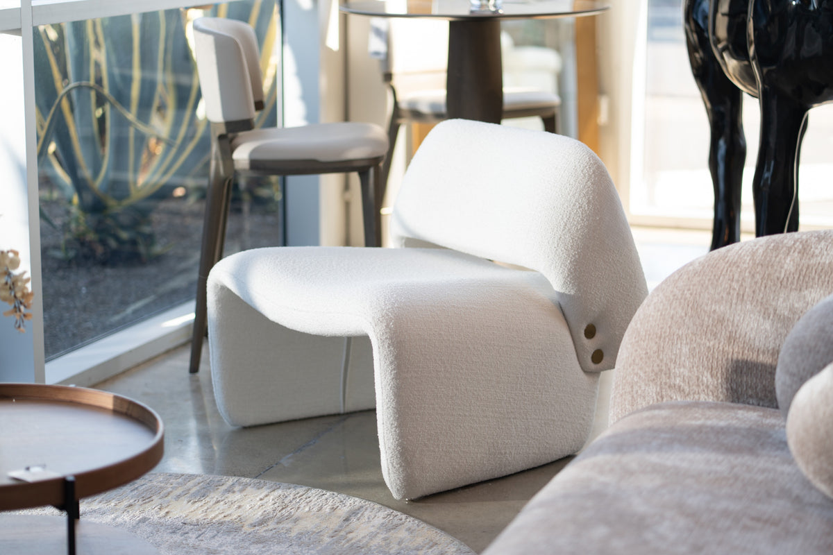 Tristan Modern Off White Fabric Accent Chair by VIG Furniture - View 2
