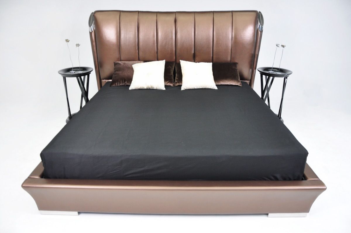 Queen Temptation Caesar Italian Classical Design Leather Platform King Bed