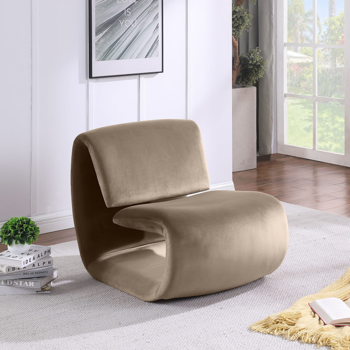 Nouveau - Velvet Accent Chair
