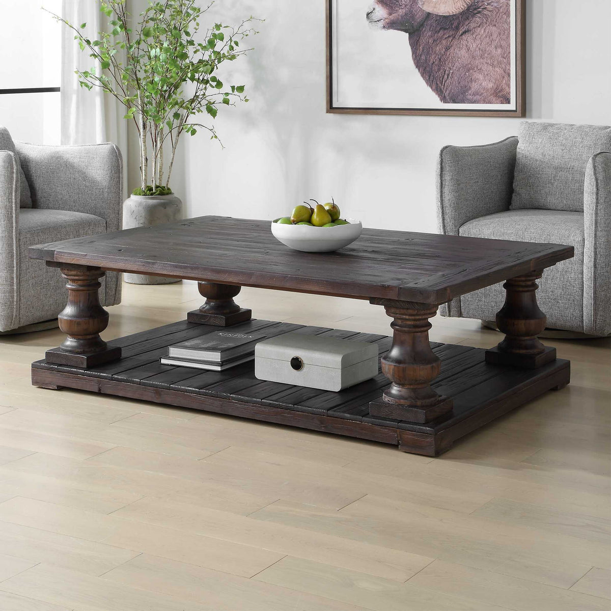 Stratford - Coffee Table - Walnut